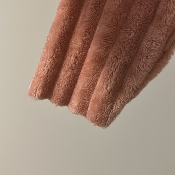 Pink Sweater Top - Picture 4 of 8